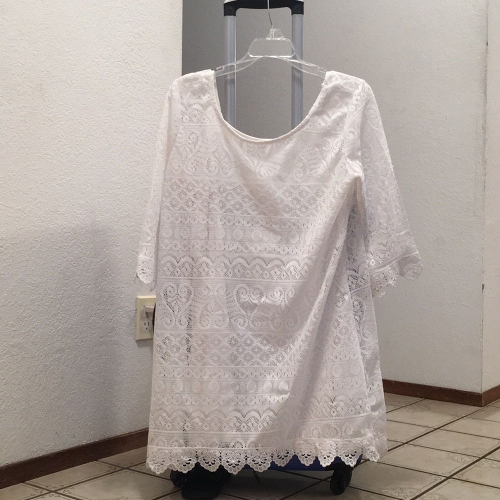 White lace dress